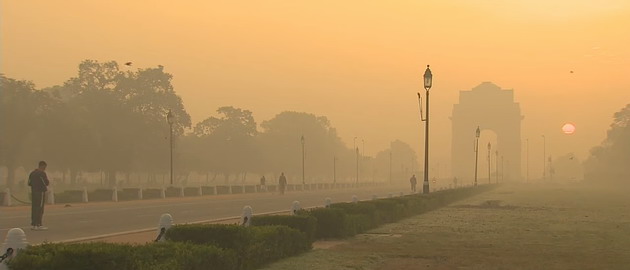 Delhi chokes on air pollution