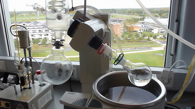 Rotary evaporator in action